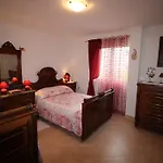 Megi1 Vrbnik (Primorje-Gorski Kotar)